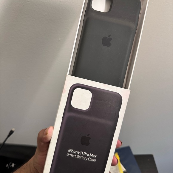Apple iPhone 11 Pro Max Battery Case - Dark Gray